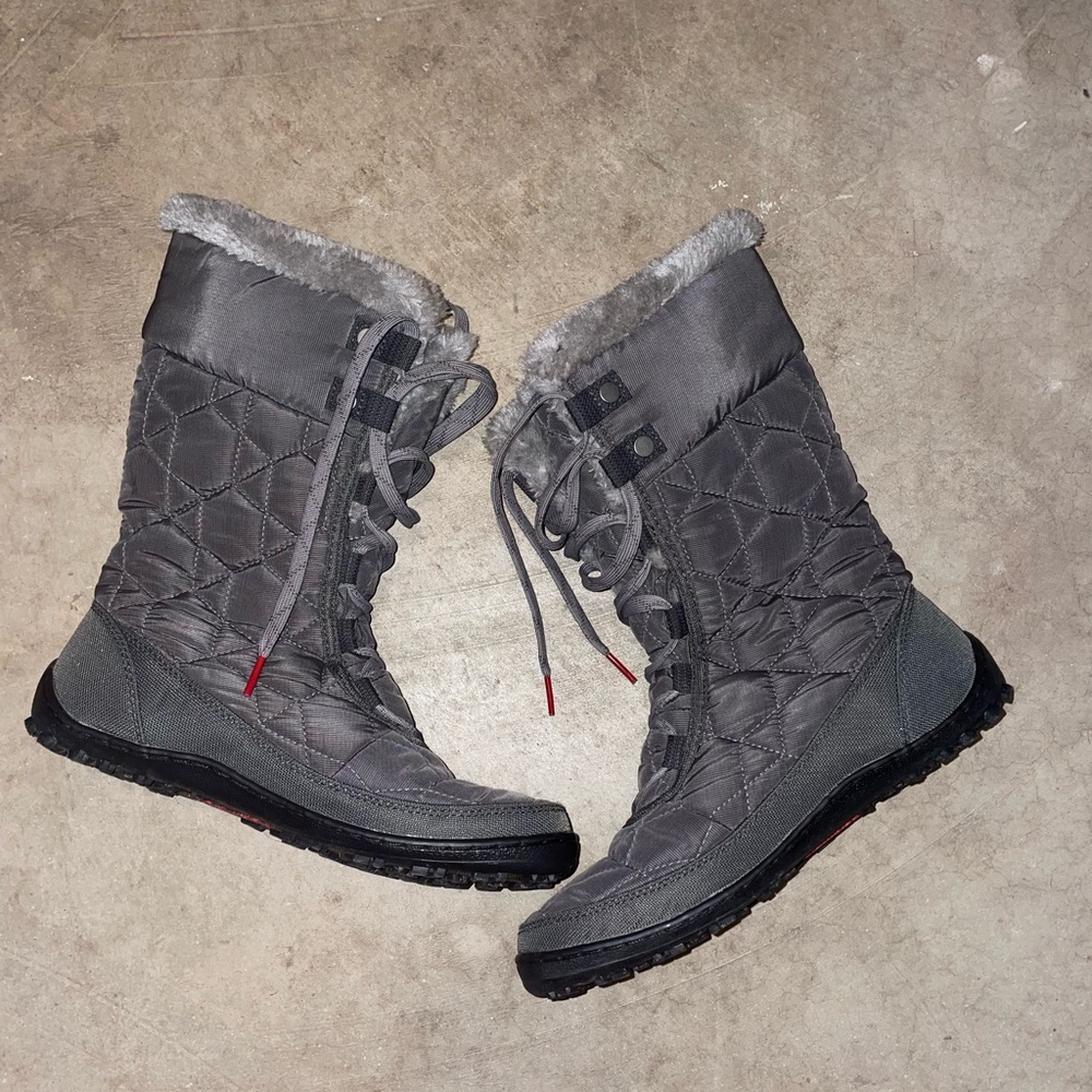 Columbia snow boots